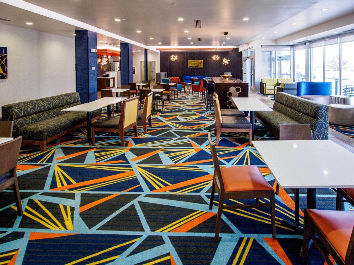 La Quinta By Wyndham Oklahoma City Airport Luaran gambar
