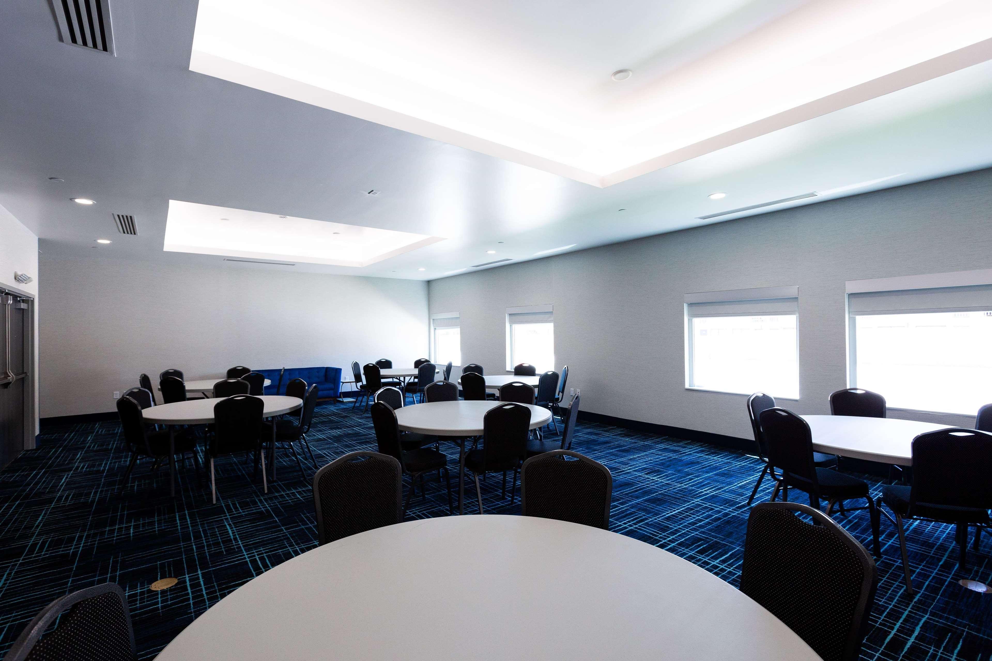 La Quinta By Wyndham Oklahoma City Airport Luaran gambar